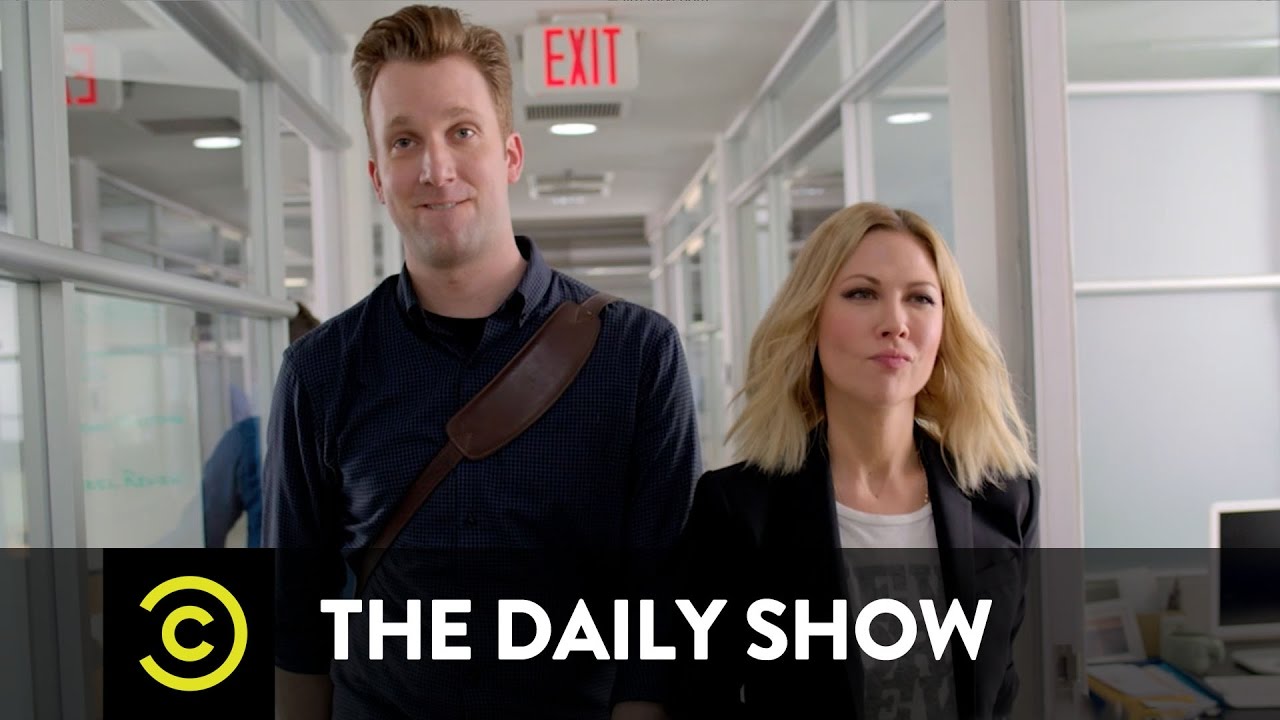 Jordan Klepper vs. Desi Lydic Drag Race: The Daily Show