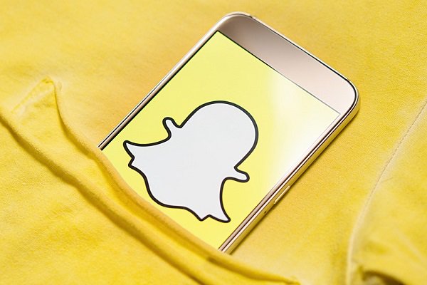Snapchat Doesn’t Need Indian Market | Poor India | Rich People's App