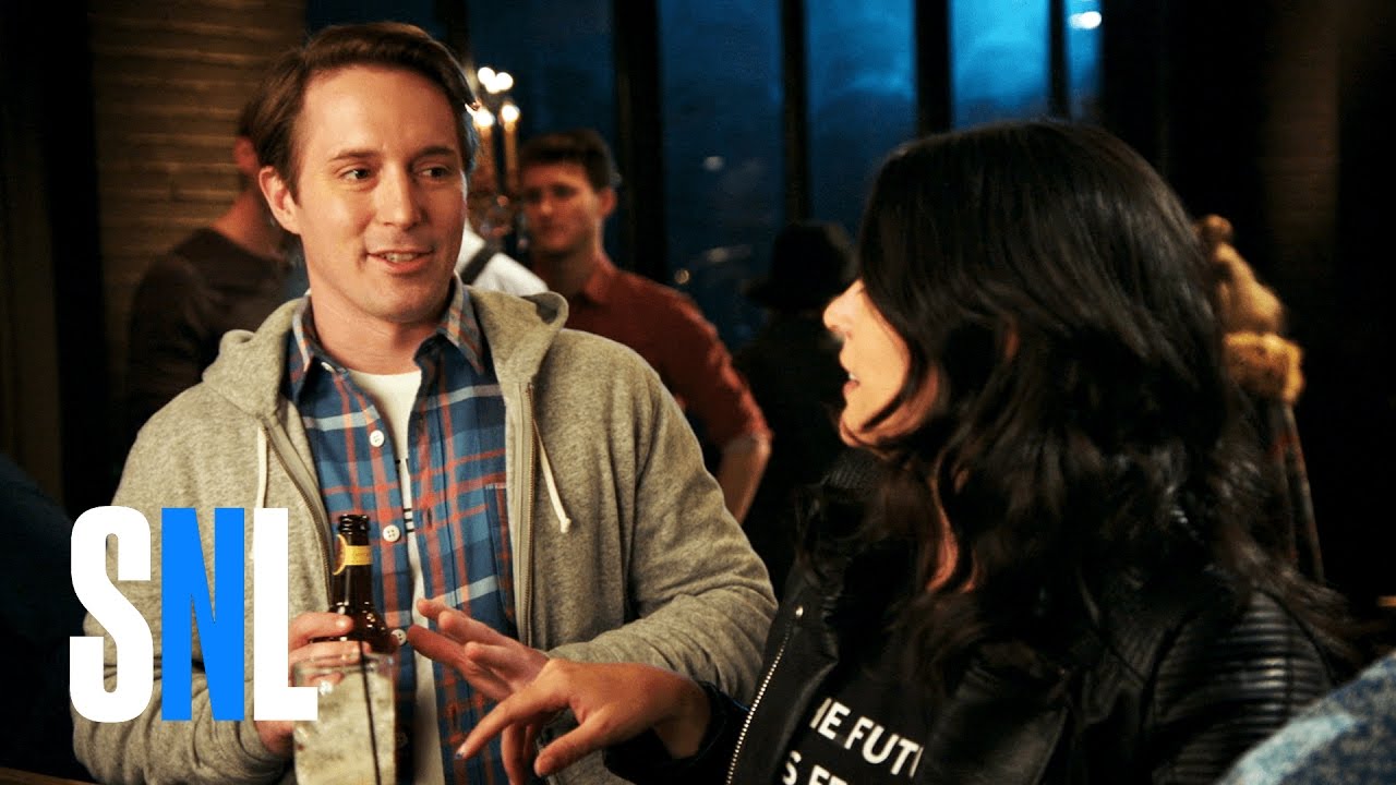 Girl at a Bar – SNL
