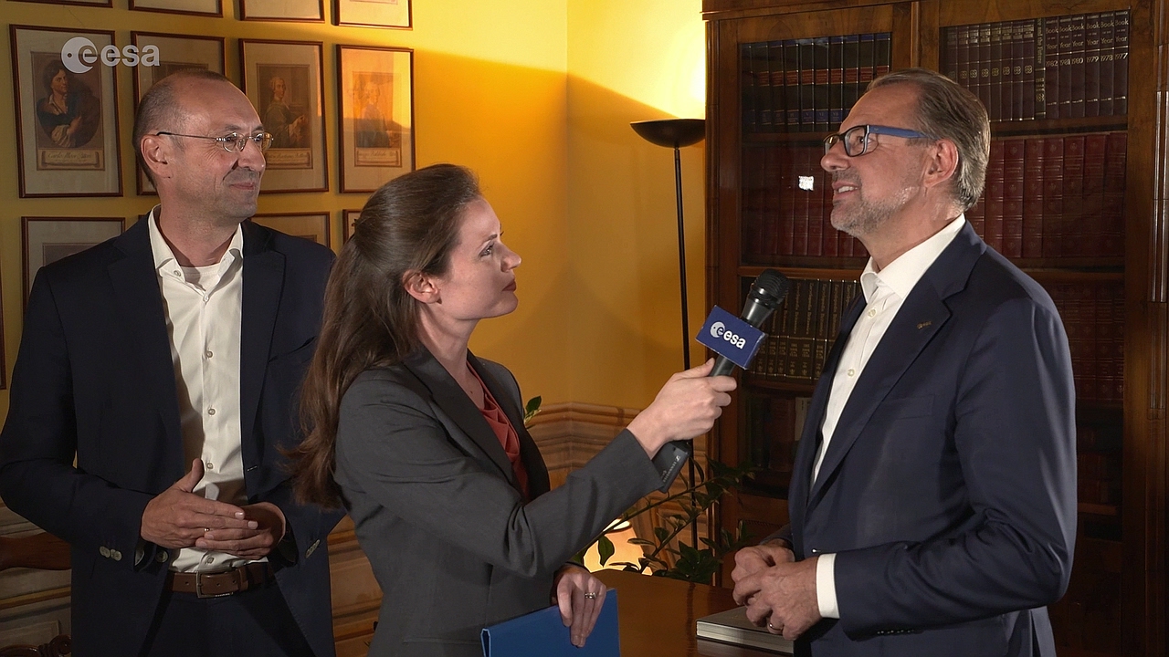 Ahead of the Future EO seminar, Carsten Linz, Global Head of the Center for Digi…