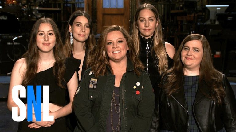 SNL Host Melissa McCarthy and Aidy Bryant Try to Join HAIM
