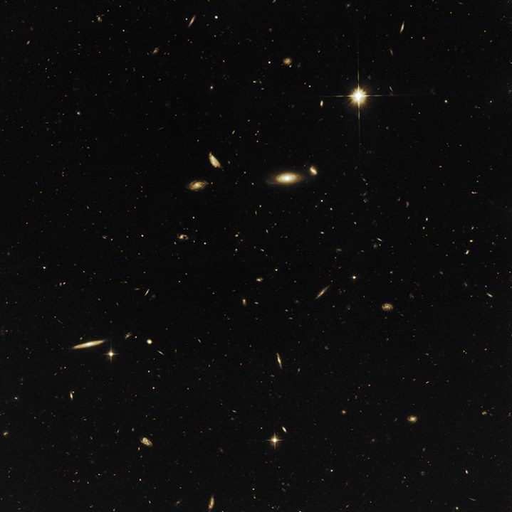 Space Science Image of the Week: While one instrument of the NASA/ESA Hubble Spa…