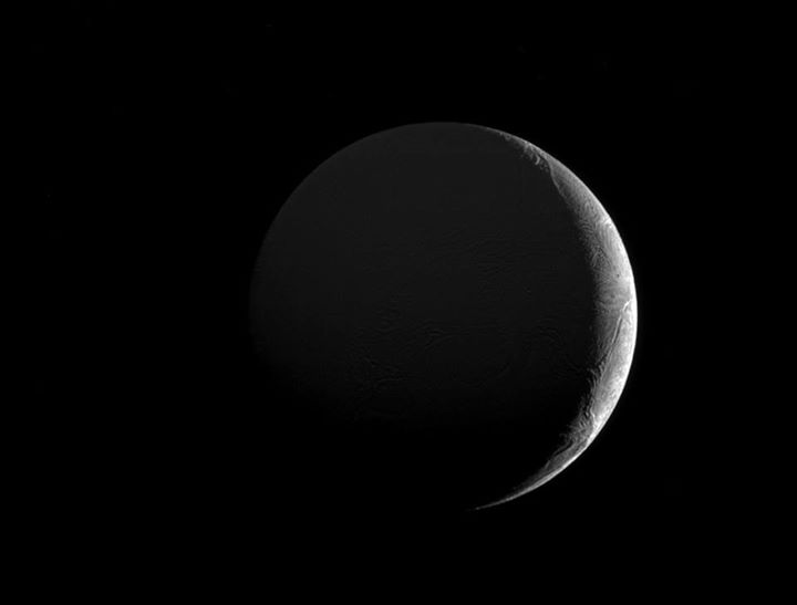 The low angle of the sunlight along the slim crescent of Sat…