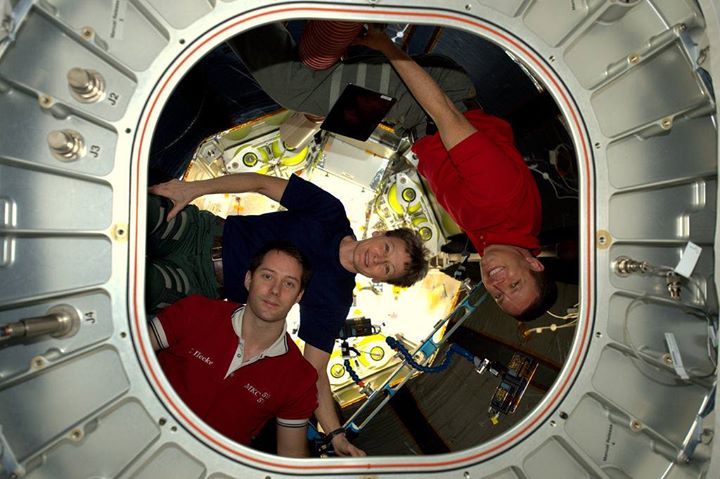 Thomas with today’s spacewalkers NASA Astronaut Peggy Whitson and NASA Astronaut…