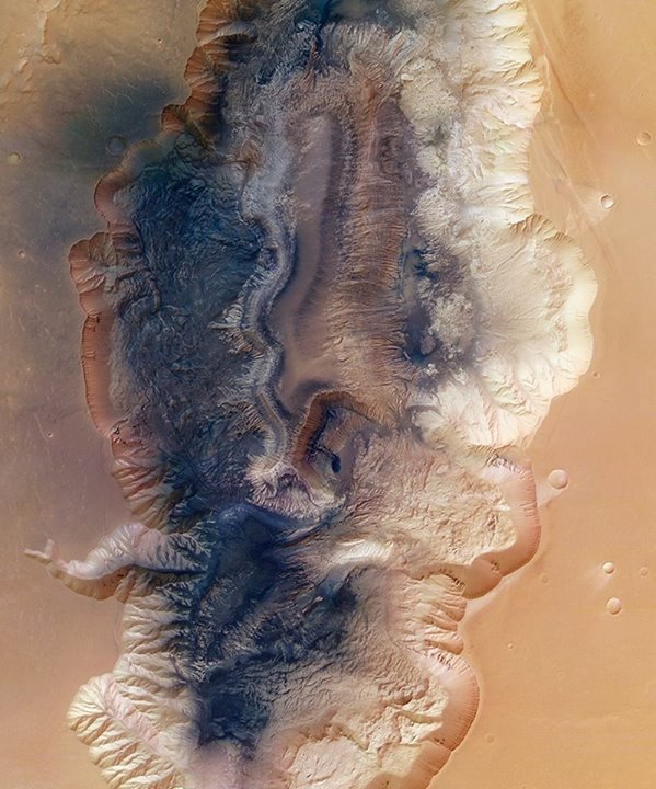 Featured on Astronomy Picture of the Day (APOD) this weekend, Hebes Chasma on Ma…