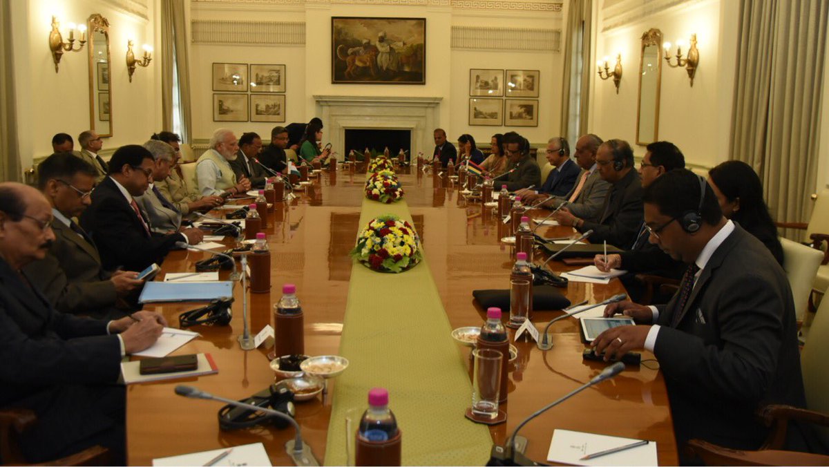 India, Mauritius sign 4 agreements