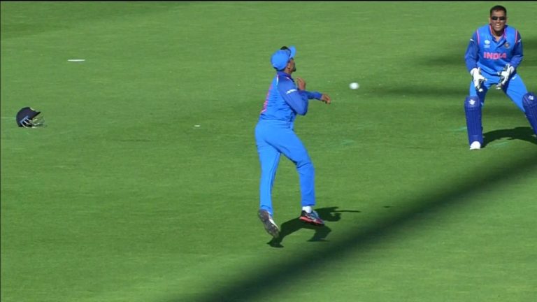 Jadeja’s superb direct hit! – #INDvPAK Nissan Play of the Day #CT17