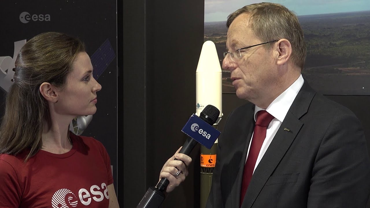 ESA DG at Le Bourget