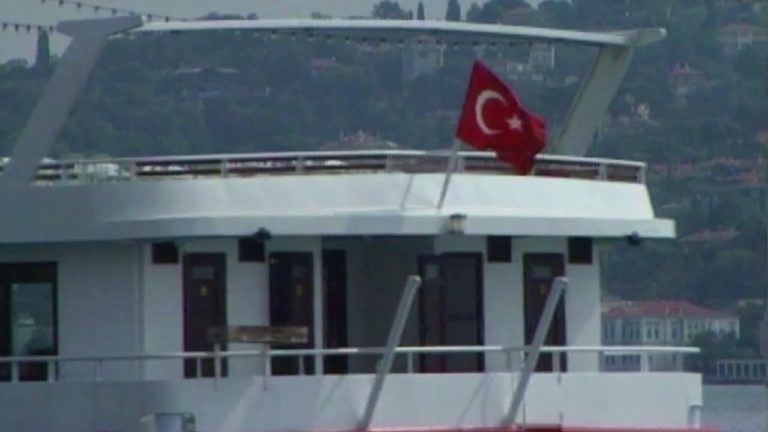 Suspend accession talks unless Turkey rethinks reforms