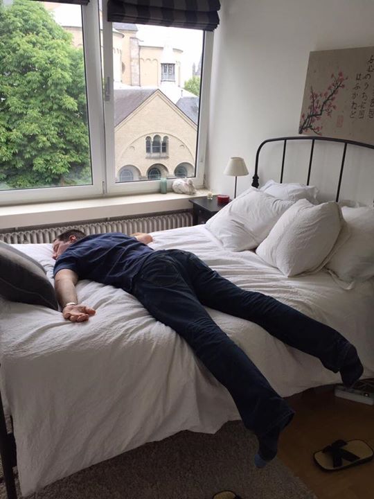 Good night, Thomas! ;-)Back home for the first time in six months! Gravity can b…