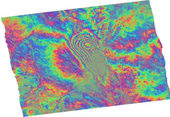 Copernicus EU Sentinel-1 interferogram of the  #Amatrice earthquake in Italy las…