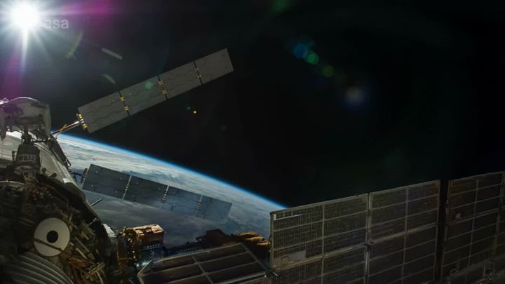 This is a reissue of ESA astronaut Alexander Gerst’s highly popular Earth timela…