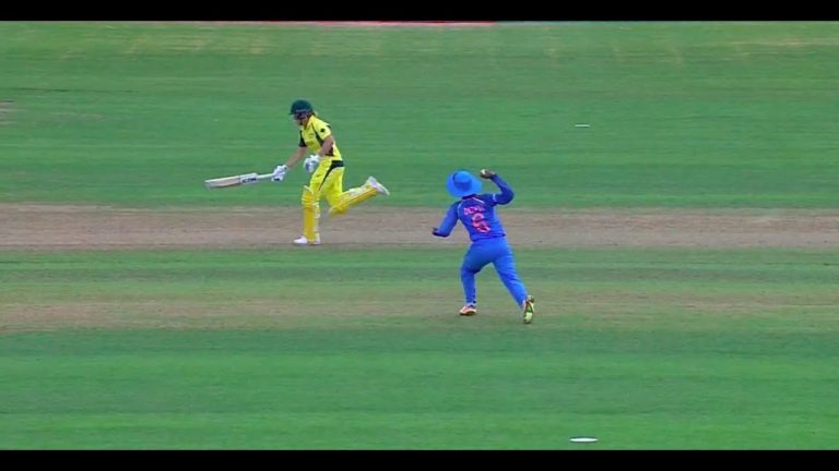 Deepti Sharma runs out Mooney! – #WWC17 Nissan Play of the Day