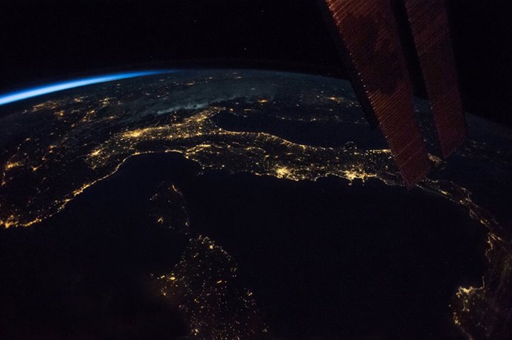 Just in from Paolo Nespoli, and have a good evening all.Well… I might be biase…