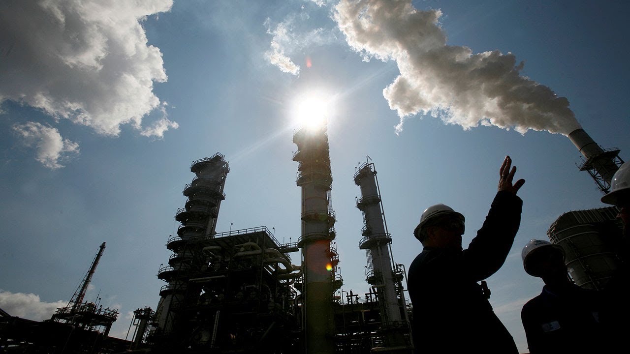 ‘Windfall: How the New Energy Abundance Upends Global Politics and Str…