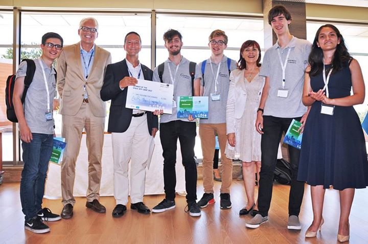 An app that uses satellite imagery to give flight travellers an interactive, bir…