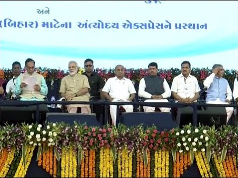 PM Modi to lay Foundation Stone of Barrage over Narmada river, flag off Antyodaya Express