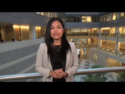 Penggemar baca koran