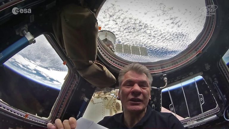 Paolo Nespoli reads Emily Dickinson