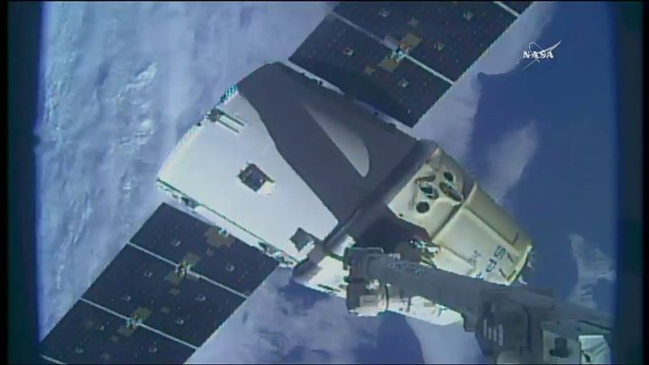 So long,  #Dragon!  After almost a month at the Internationa…