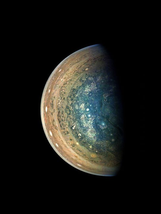 Our solar system’s largest inhabitant – Jupiter – is so colo…
