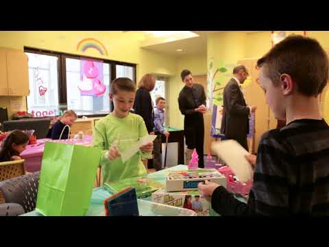 First Lady Melania Trump visits Cincinnati Children’s Hospital