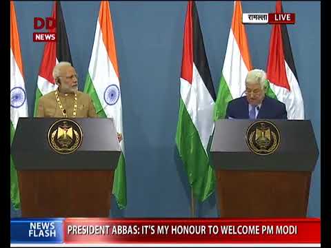 PM Modi & President Mahmoud Abbas of Palestine at a Joint Press Statement