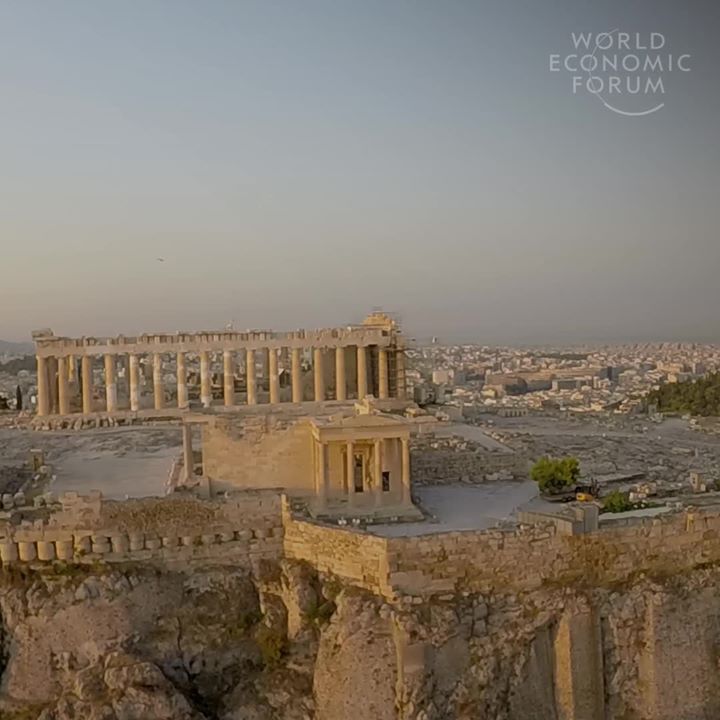 Here are 9 things you probably didn’t know about Davos, via …