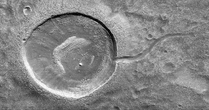 Observing images of craters on Mars provides scientists insi…