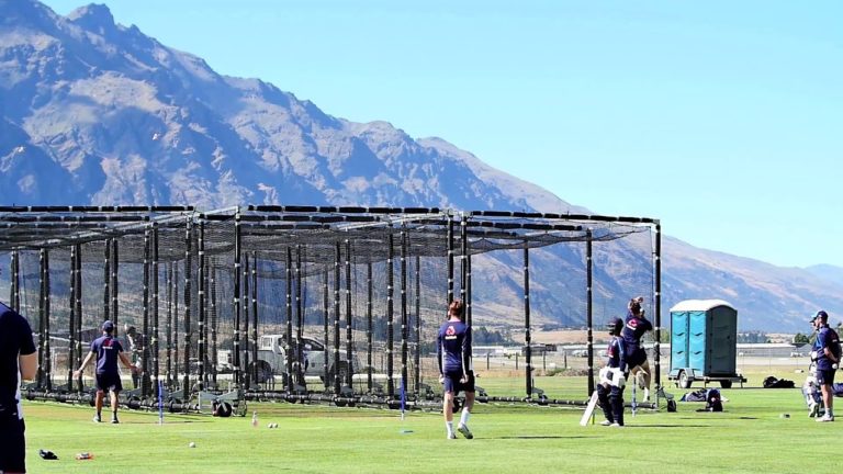 England trains in Queenstown