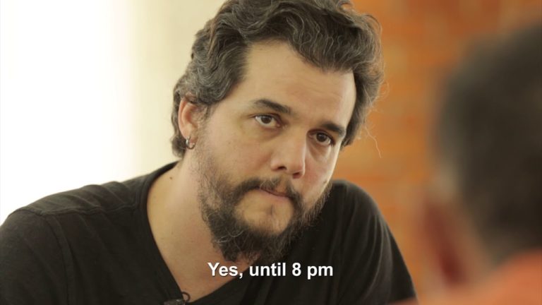 Wagner Moura face-to-face with victims of modern slavery