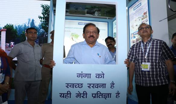 Environment Minister Shri Harsh Vardhan visits NMCG pavilion at …