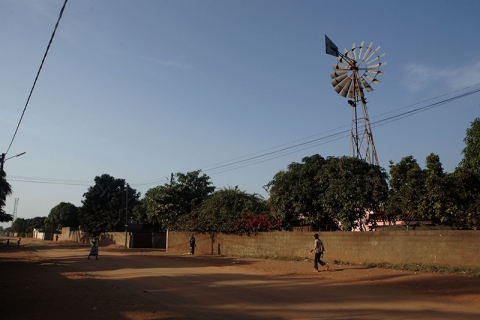 Macroeconomic policy in conflict-affected contexts