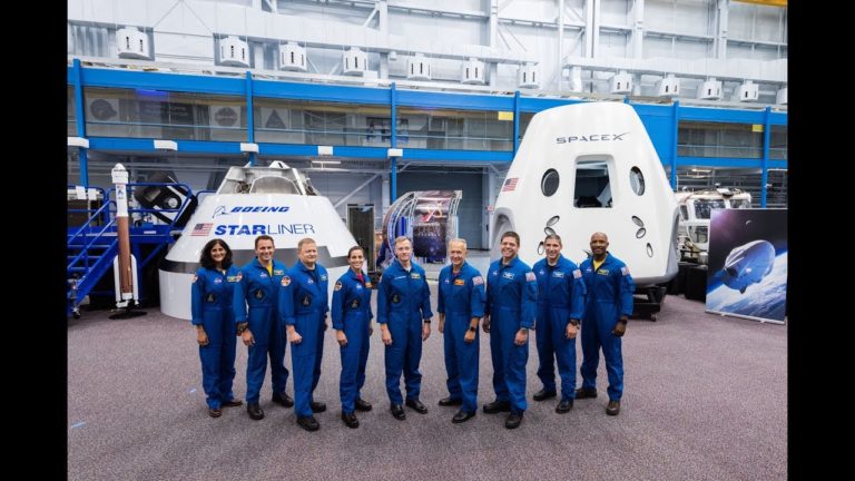 NASA Announces Astronaut Crews for First Commercial Vehicle Flights