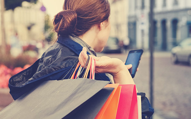 How Does Social Media Data Help To Forecast Retail Failure?