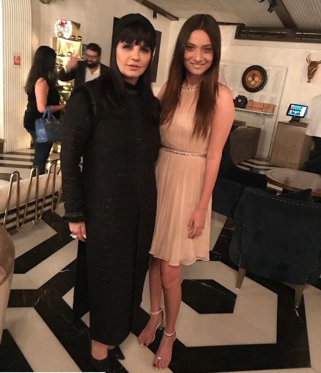 Manikarnika bash: Fashionble Kangana adds glamour, Ankita Lokhande simply sizzles