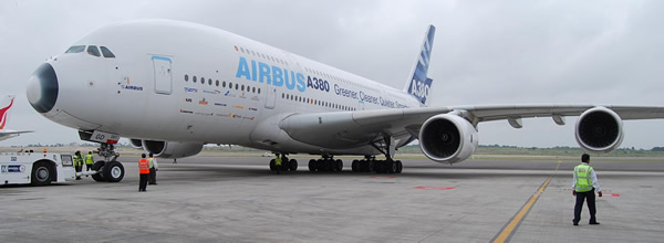 A halt over production of A380 super jumbo