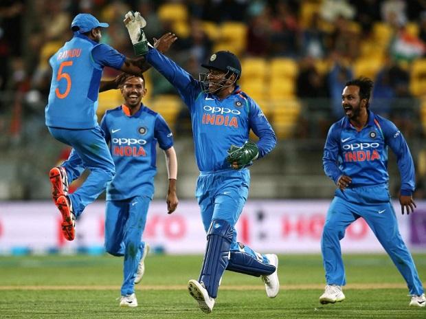 India clinch series 4-1 in an exciting Final Match